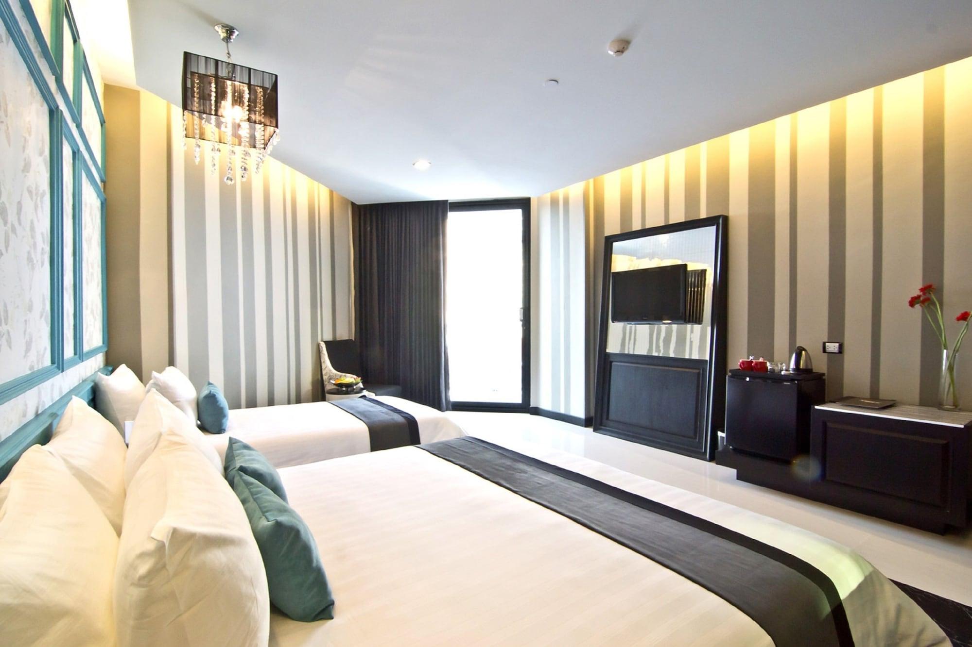 Tsix5 Quarter Hotel Pattaya Ngoại thất bức ảnh