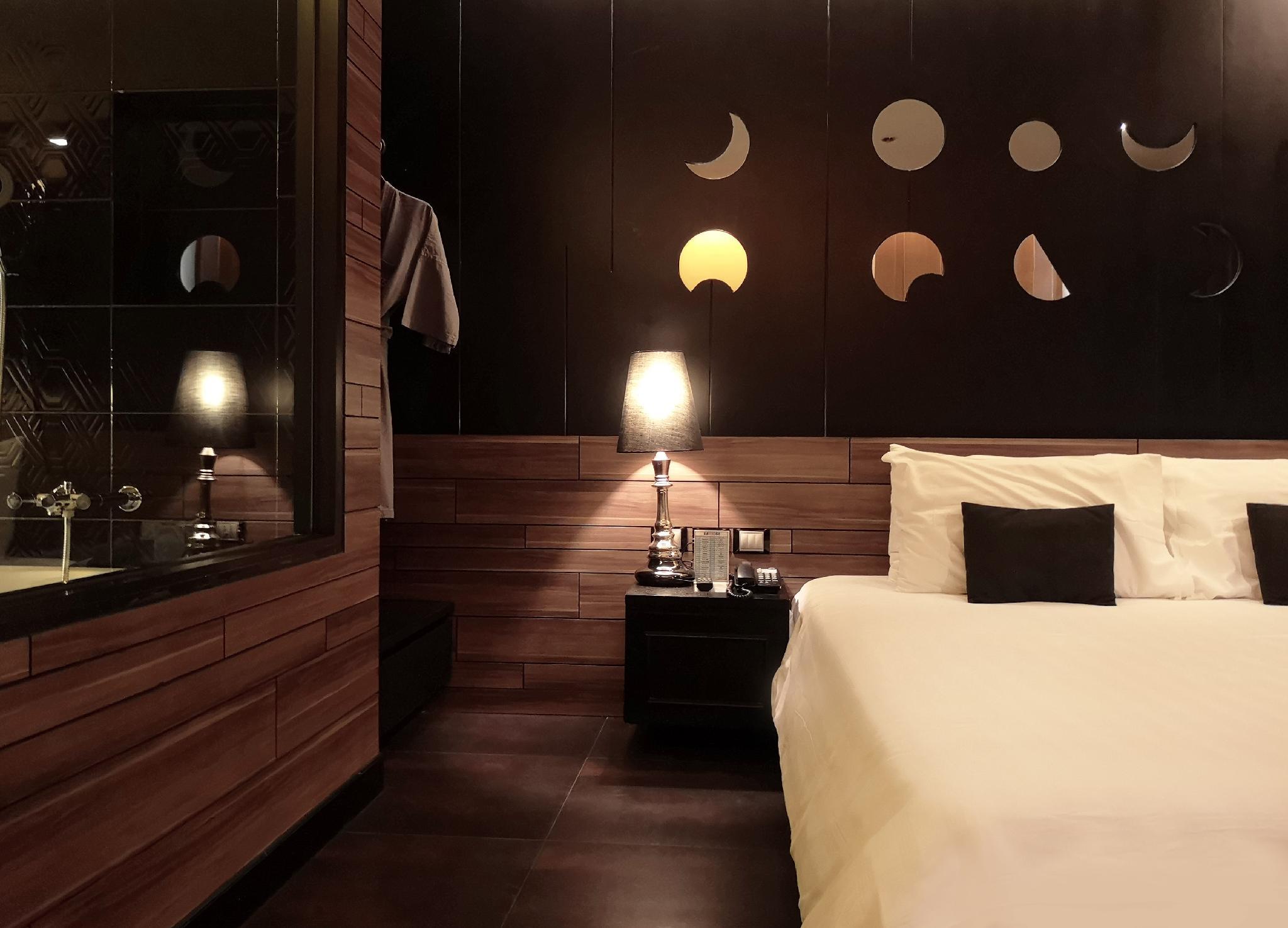 Tsix5 Quarter Hotel Pattaya Ngoại thất bức ảnh