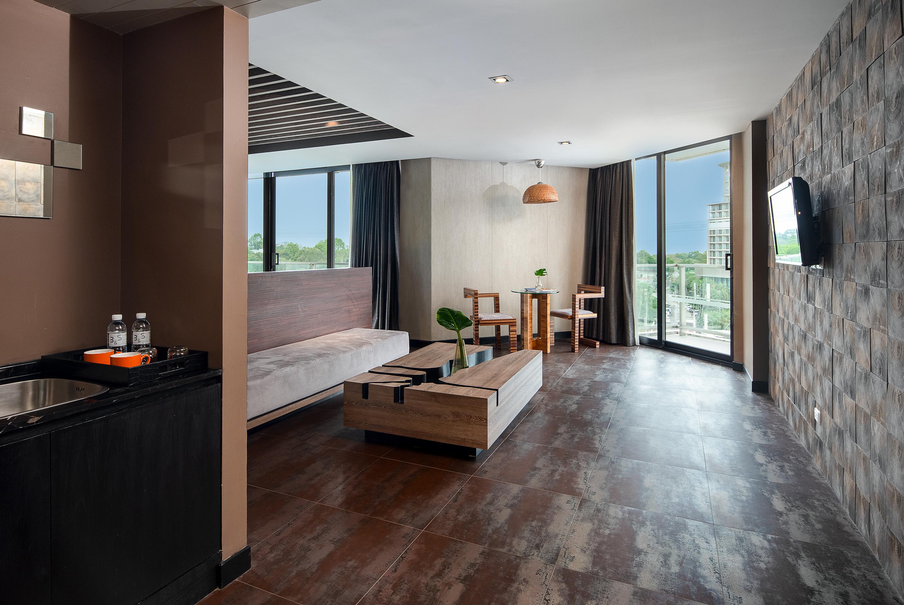 Tsix5 Quarter Hotel Pattaya Ngoại thất bức ảnh