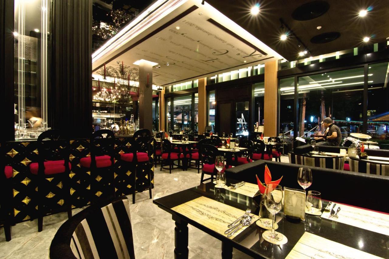 Tsix5 Quarter Hotel Pattaya Ngoại thất bức ảnh